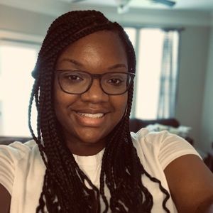 Meet your Posher, Lamonya